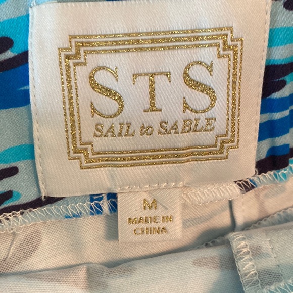 Sail to Sable STS Sail Boat Print Gold Button Shorts - M - Picture 9 of 11